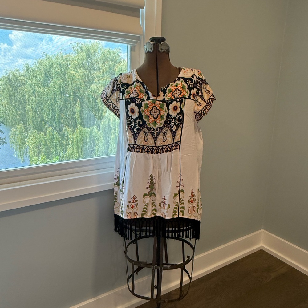 Anthropologie White and Black Flutter Sleeve Blouse